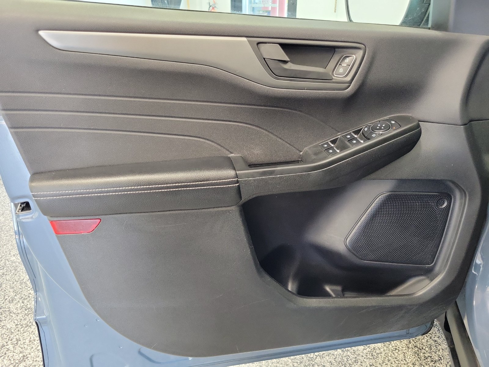 Certified 2024 Ford Escape Active AWD/4WD image 6