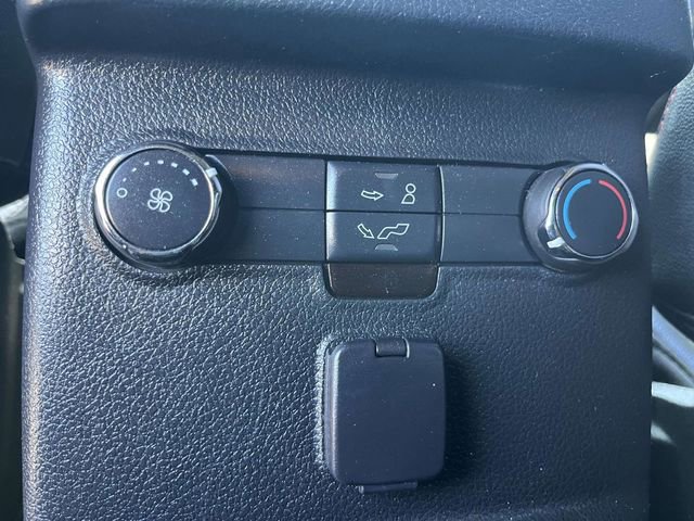 Certified 2019 Ford Explorer XLT w/ Equipment Group 202A image 10