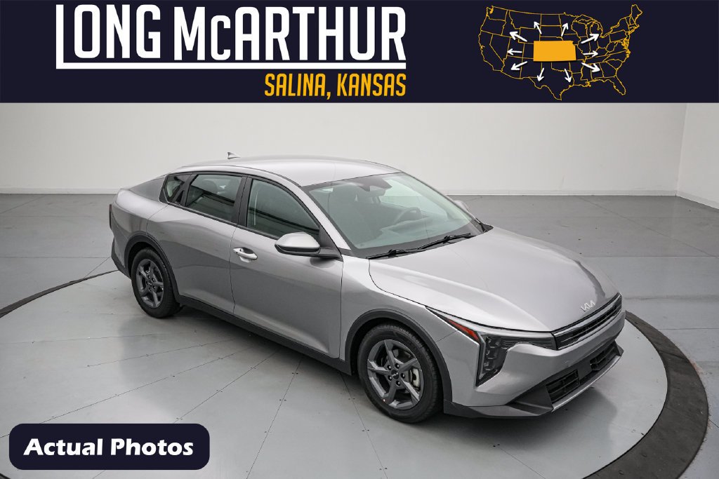 Used 2026 Kia K4 FWD image 1