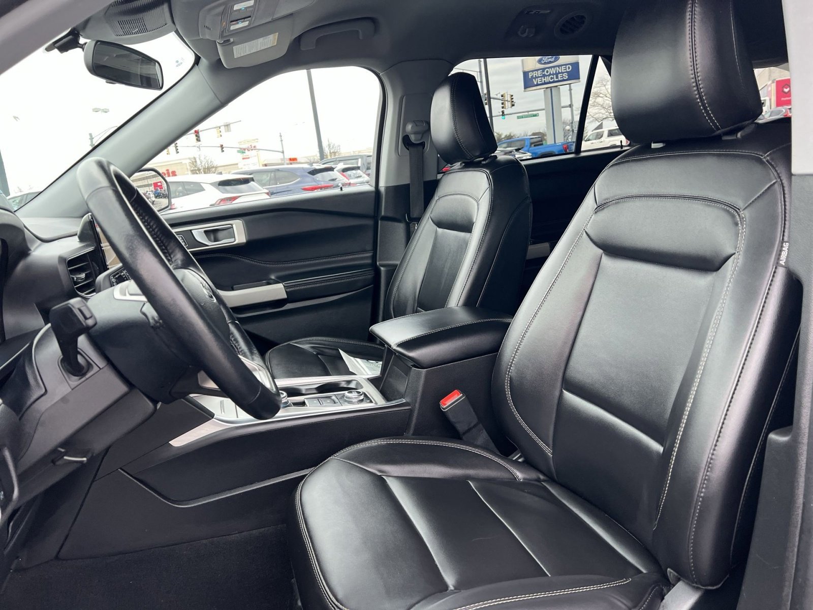 Certified 2023 Ford Explorer XLT w/ Equipment Group 202A image 13