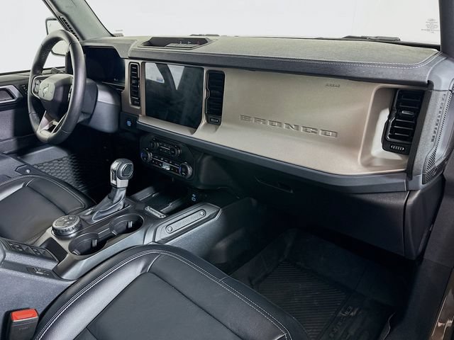 Certified 2025 Ford Bronco Outer Banks AWD/4WD image 35