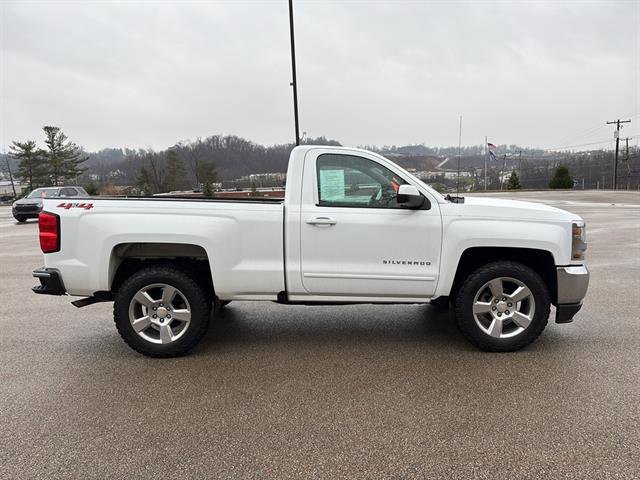 Used 2018 Chevrolet Silverado 1500 LT w/ LT Convenience Package image 6