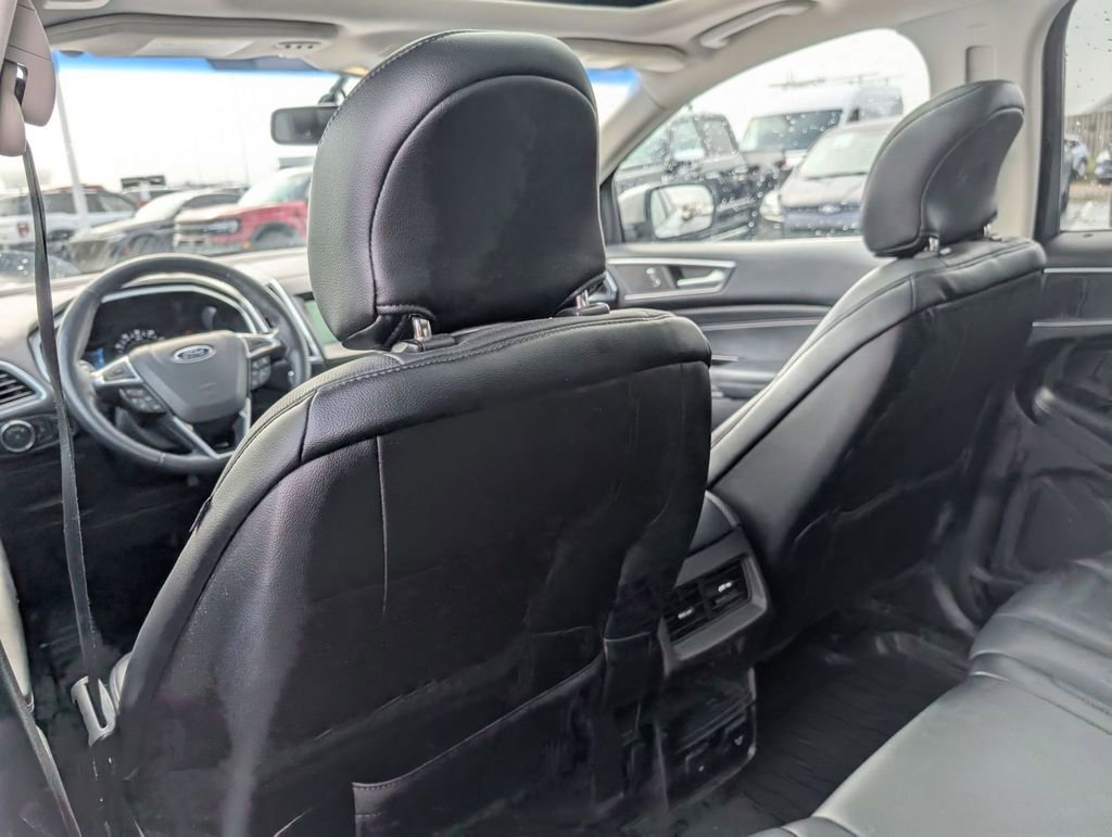 Certified 2017 Ford Edge Titanium w/ Equipment Group 301A image 43