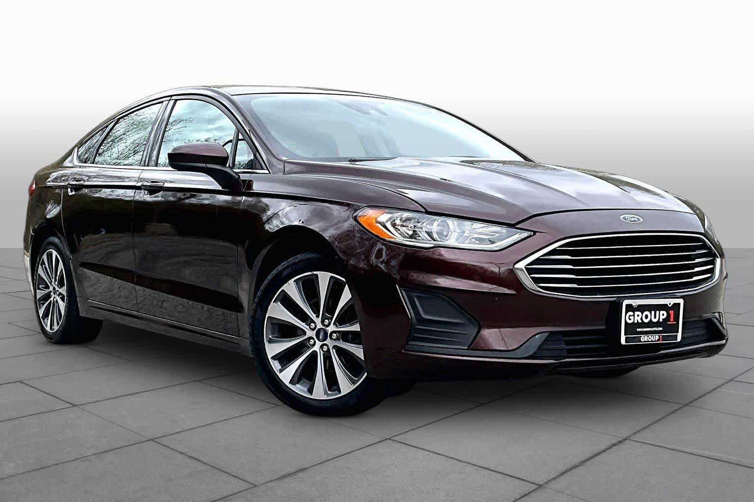 Certified 2019 Ford Fusion SE AWD/4WD image 3