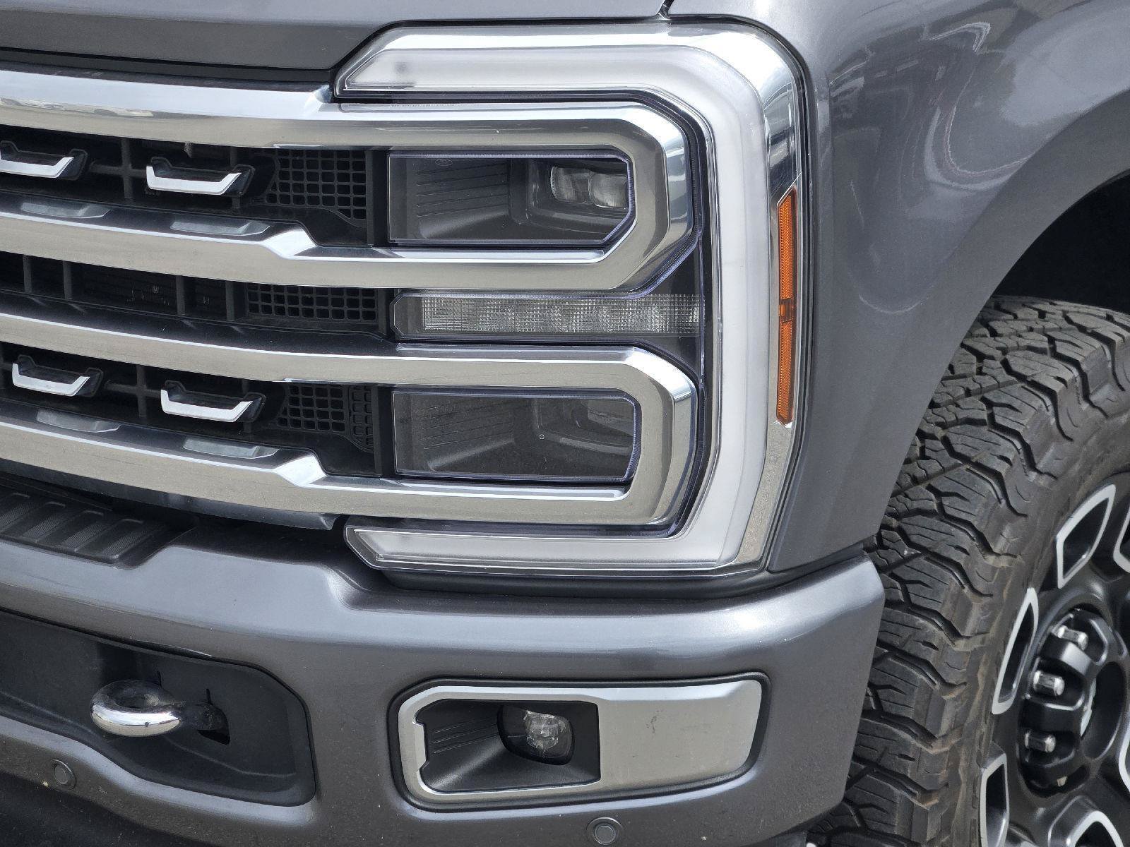 Certified 2024 Ford F250 Platinum AWD/4WD image 10