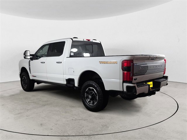 Certified 2024 Ford F350 Platinum w/ Tremor Off-Road Package image 5