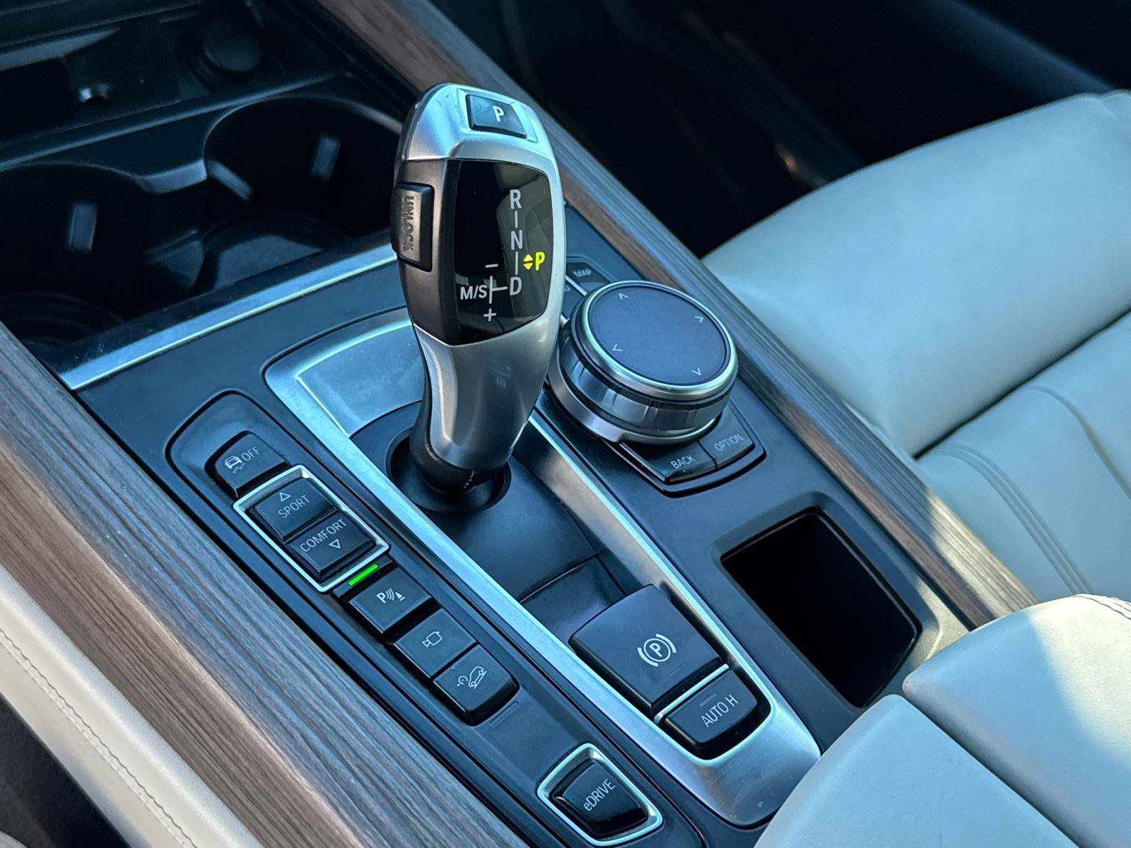 Used 2018 BMW X5 xDrive40e image 27