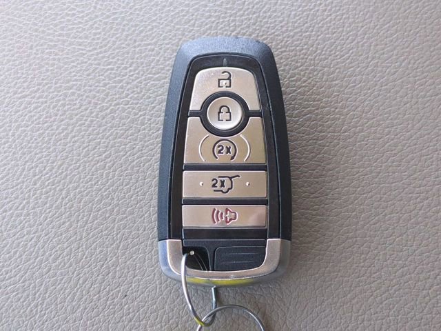 Certified 2020 Ford Expedition XLT w/ Equipment Group 202A image 30