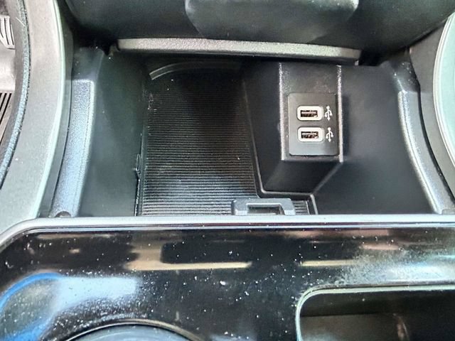 Certified 2020 Ford Edge SE FWD image 23