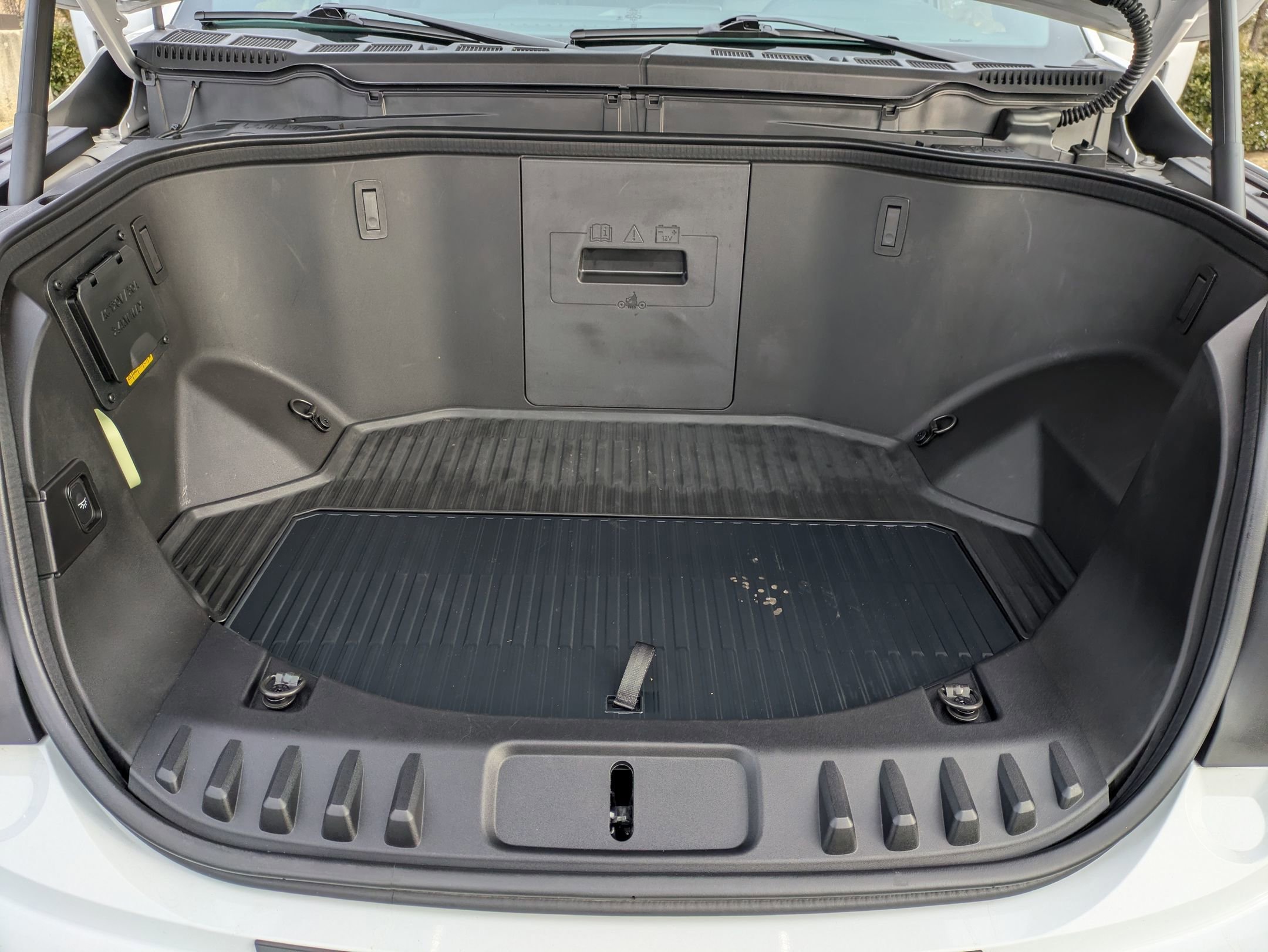 Certified 2024 Ford F150 Lightning Lariat image 45