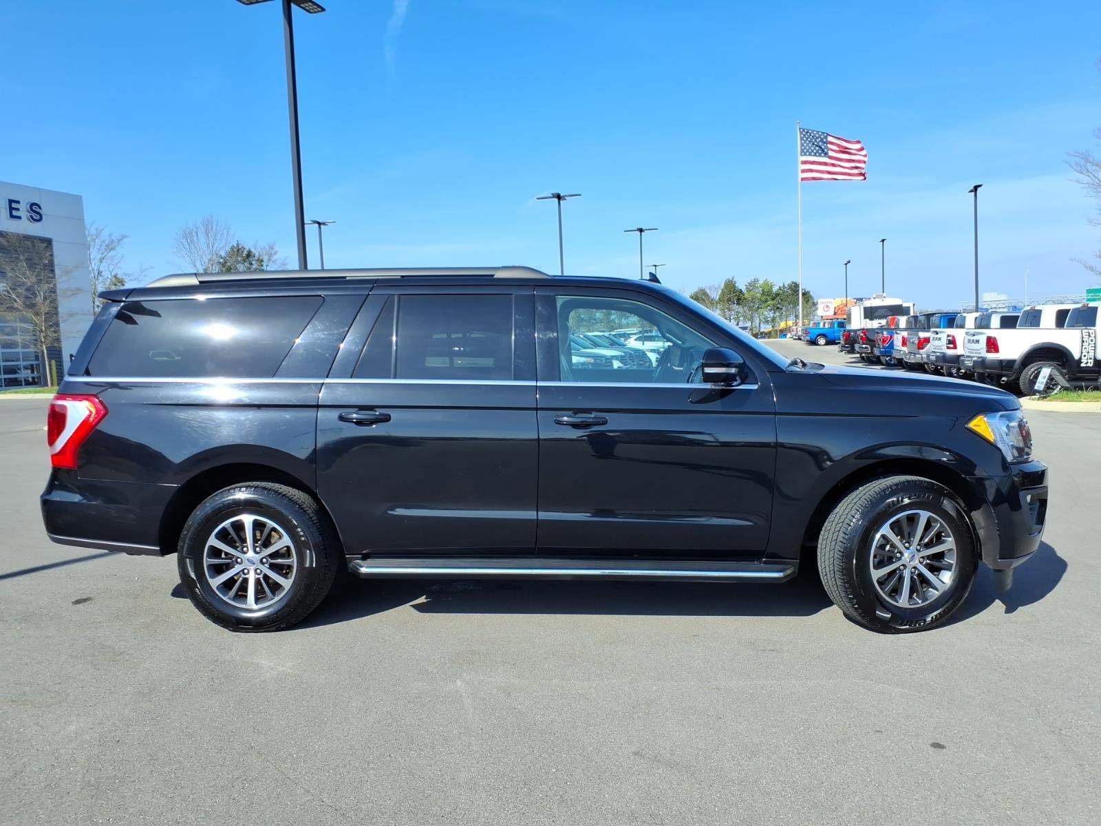 Certified 2021 Ford Expedition Max XLT image 6