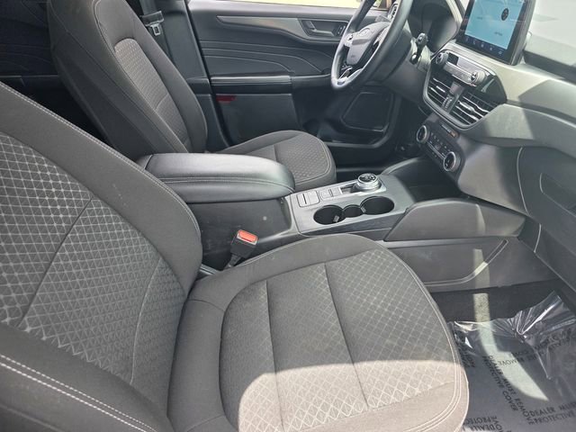 Certified 2024 Ford Escape Active FWD image 14