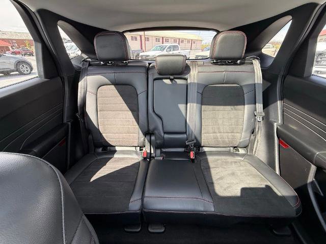 Certified 2022 Ford Escape SEL w/ SEL Stealth AWD Package image 27