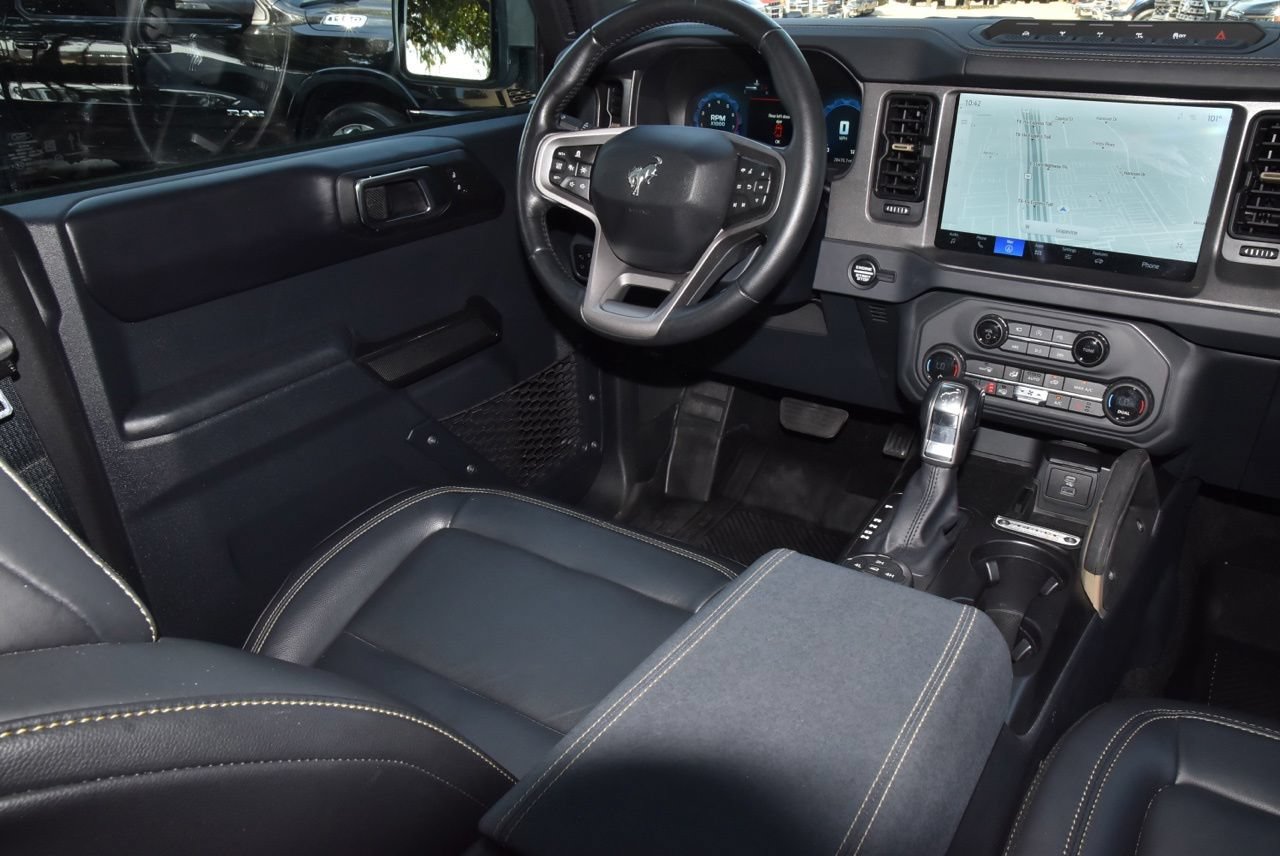 Certified 2025 Ford Bronco Badlands AWD/4WD image 15