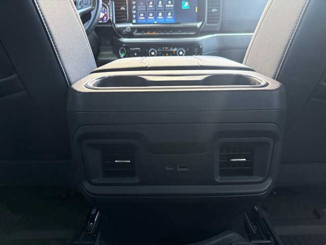 Used 2026 Chevrolet Silverado 1500 LT Trail Boss w/ LT Trail Boss Premium Package AWD/4WD image 6