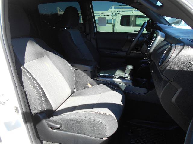 Used 2023 Toyota Tacoma TRD Off-Road AWD/4WD image 9
