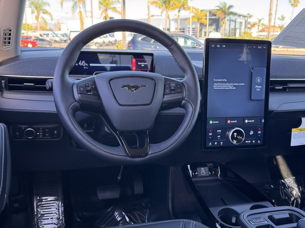 Certified 2025 Ford Mustang Mach-E Premium image 28