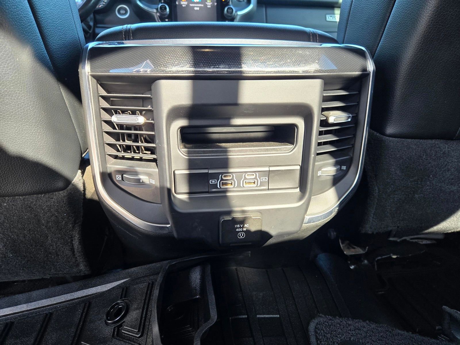 Used 2022 RAM 2500 Laramie w/ Night Edition AWD/4WD image 12