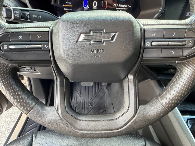 Used 2024 Chevrolet Colorado Trail Boss w/ Technology Package AWD/4WD image 30