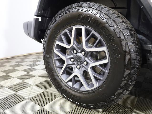 Used 2024 Jeep Wrangler Unlimited Sahara w/ Safety Group image 28