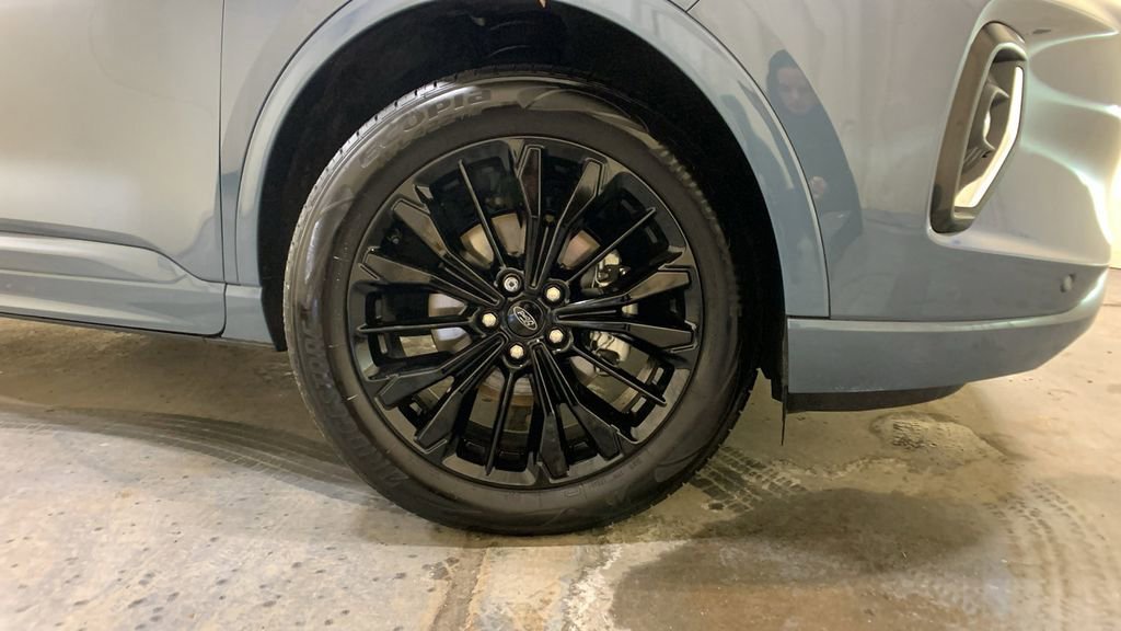 Certified 2023 Ford Escape ST-Line Elite image 11