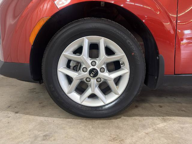 Used 2021 Kia Soul S FWD image 14