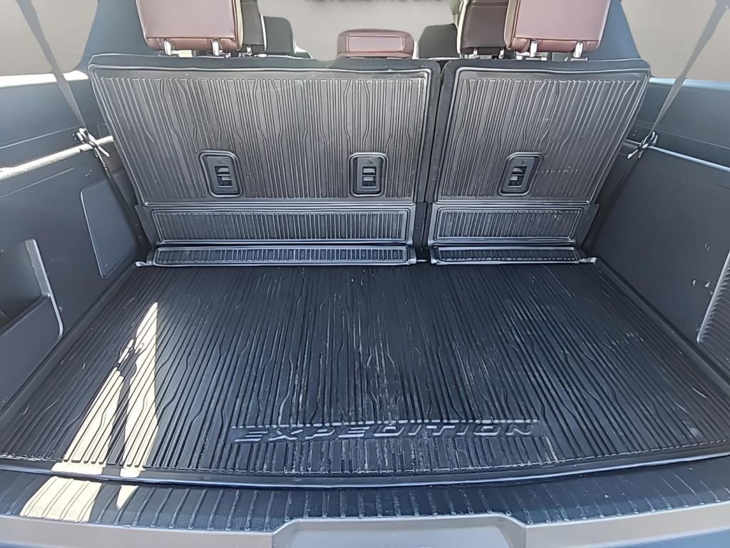 Certified 2024 Ford Expedition Max Limited image 9