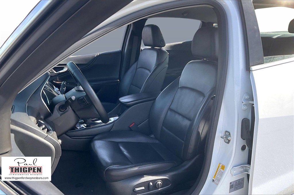 Used 2024 Chevrolet Malibu LT image 24