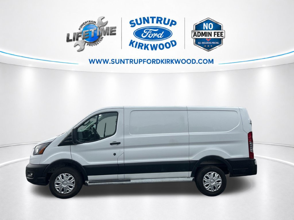 Certified 2025 Ford Transit 250 Low Roof w/ Exterior Upgrade Package RWD image 2