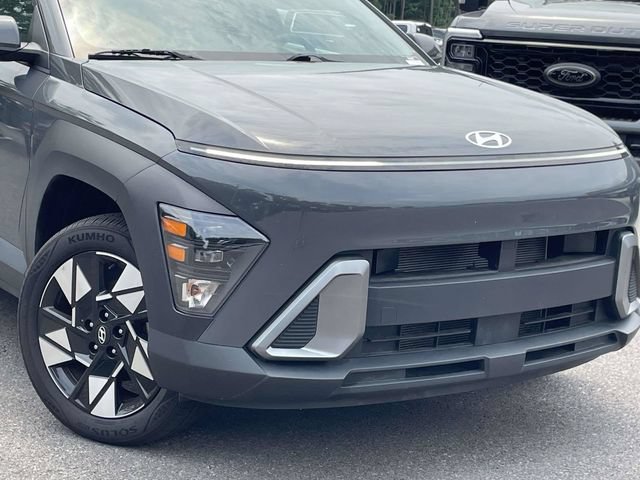 Used 2025 Hyundai Kona SEL AWD/4WD image 2
