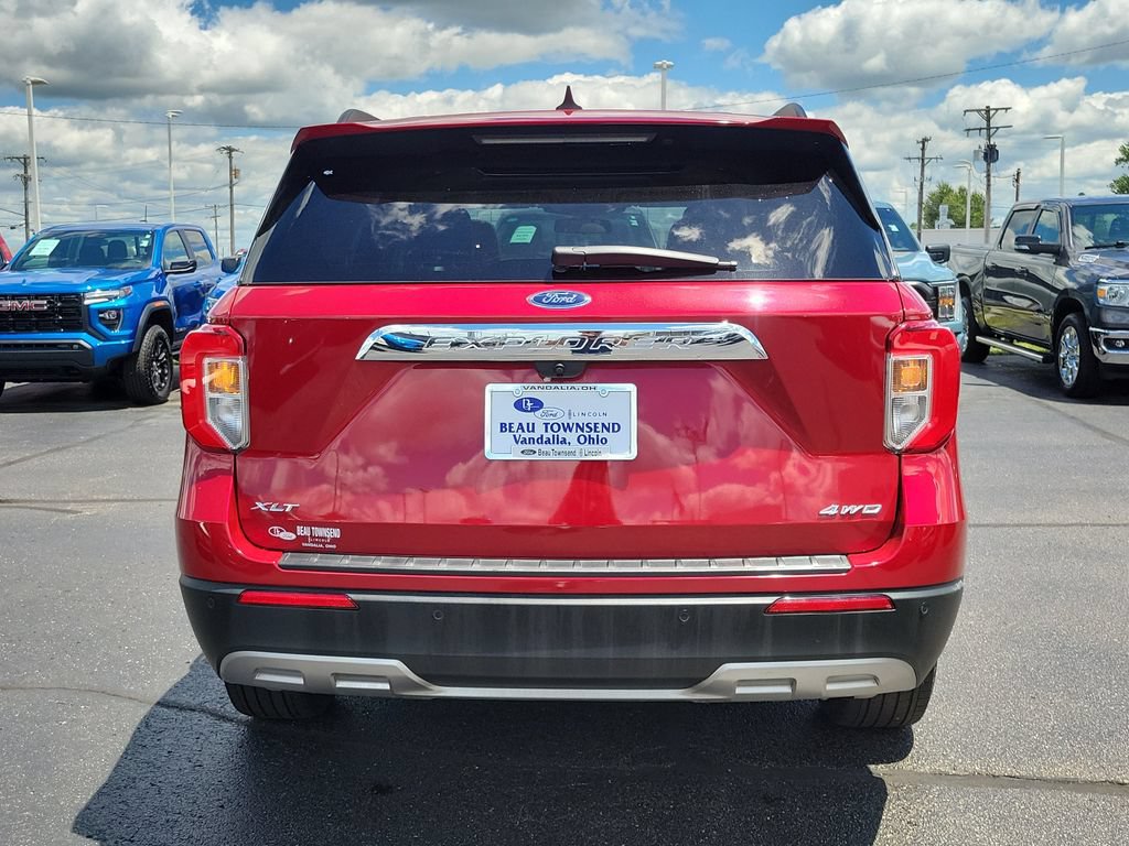 Certified 2022 Ford Explorer XLT w/ Equipment Group 202A AWD/4WD image 5