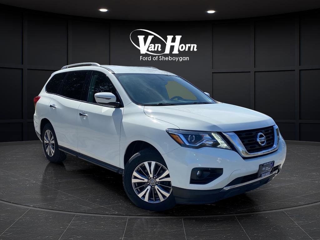 Used 2020 Nissan Pathfinder SV