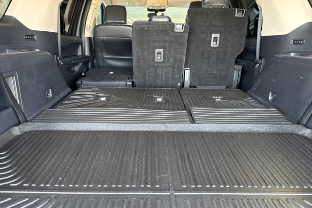 Certified 2022 Ford Expedition Max XLT image 17