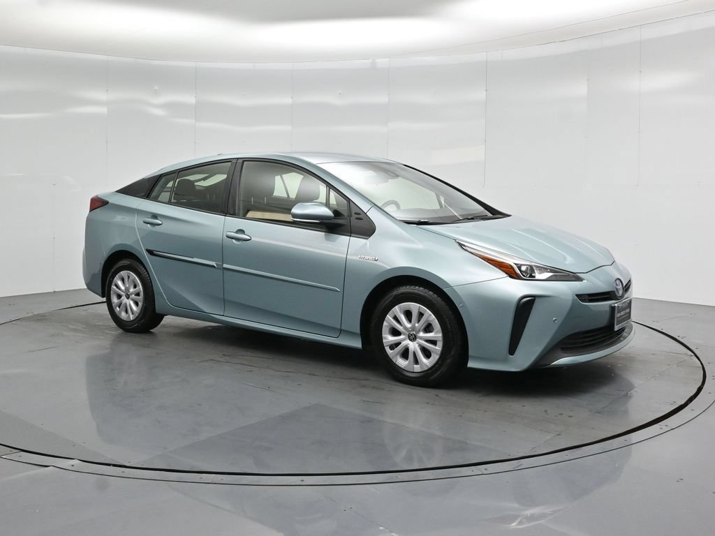 Used 2021 Toyota Prius LE FWD image 19