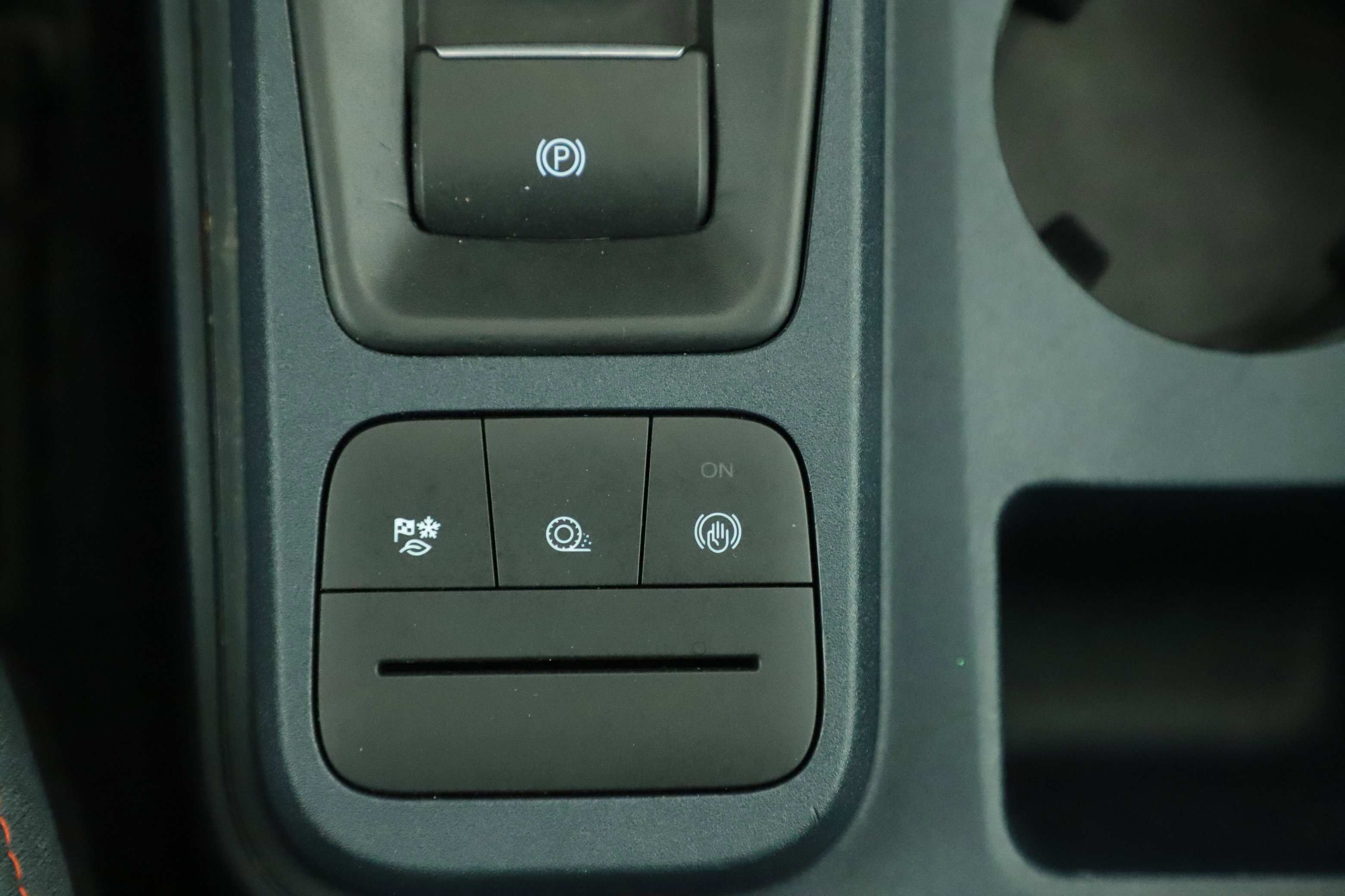 Certified 2023 Ford Maverick XLT w/ XLT Luxury Package image 22