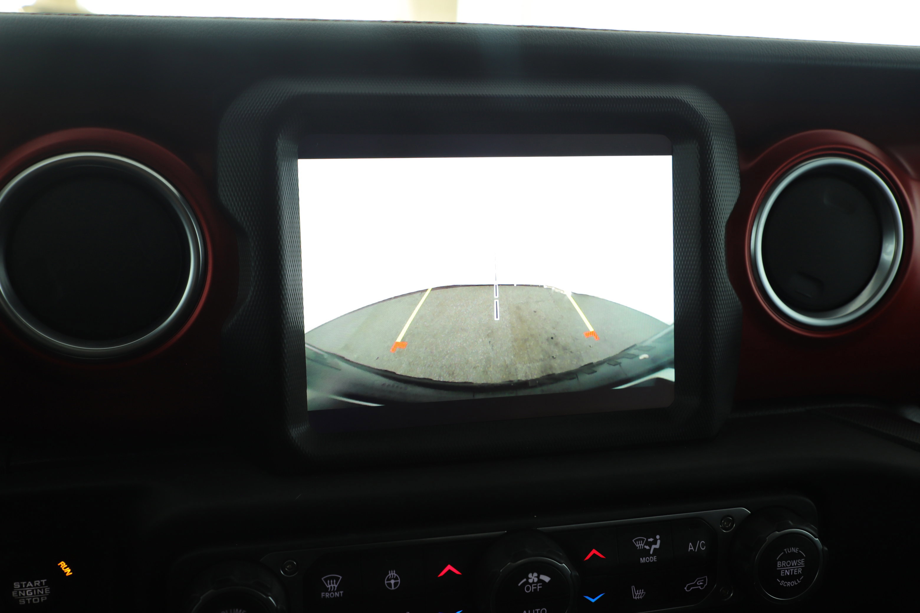 Used 2023 Jeep Wrangler Unlimited Rubicon w/ Cold Weather Group image 19