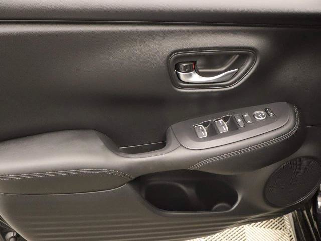 Used 2026 Honda HR-V EX-L image 18