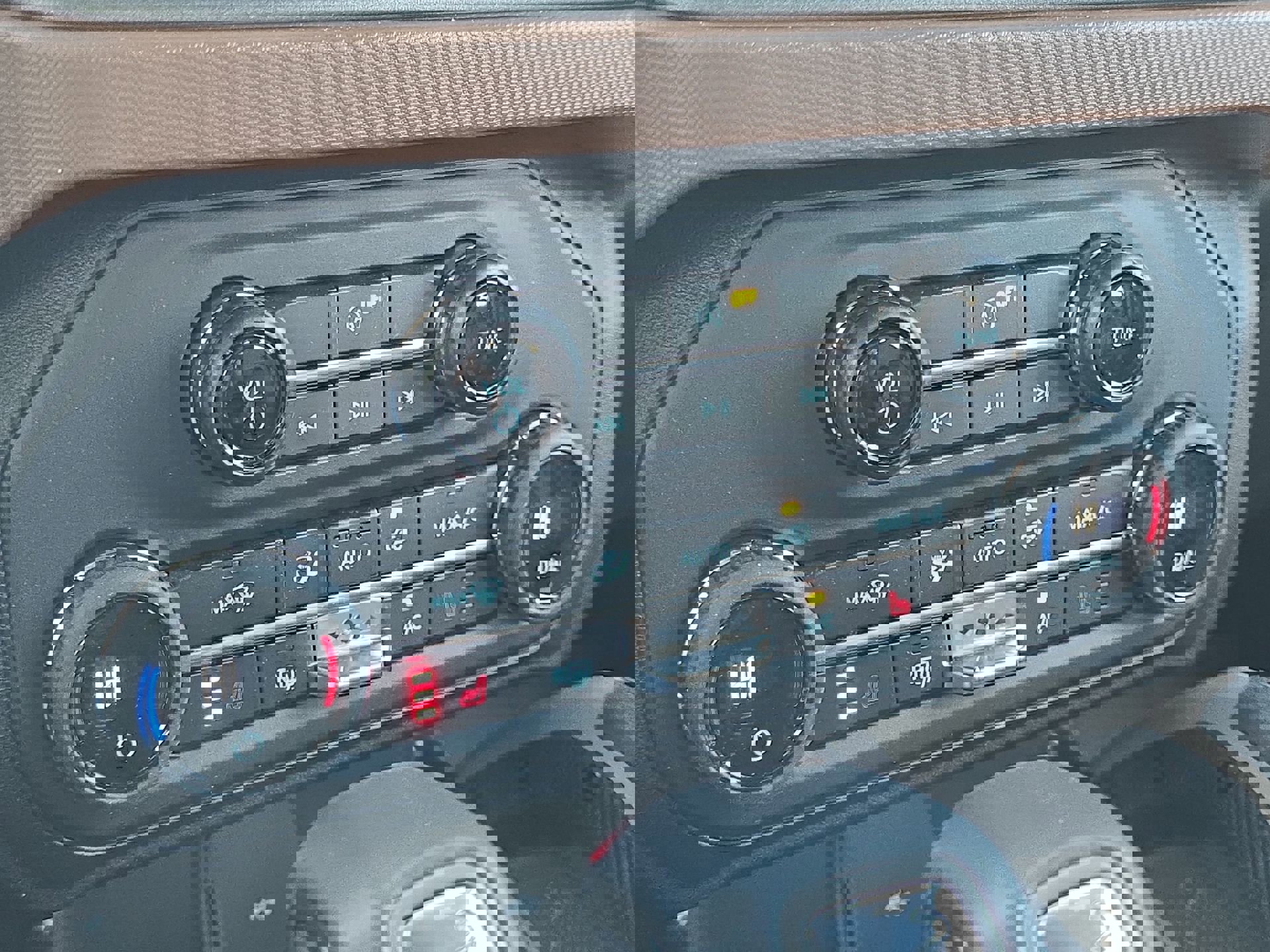 Certified 2024 Ford Bronco Outer Banks image 19