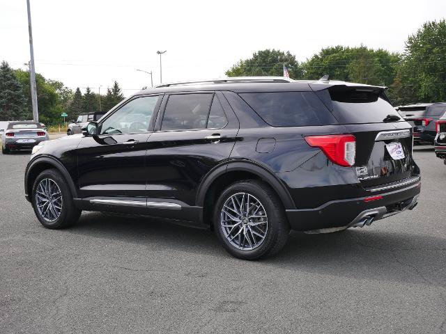 Certified 2020 Ford Explorer Platinum w/ Premium Technology Package AWD/4WD image 3