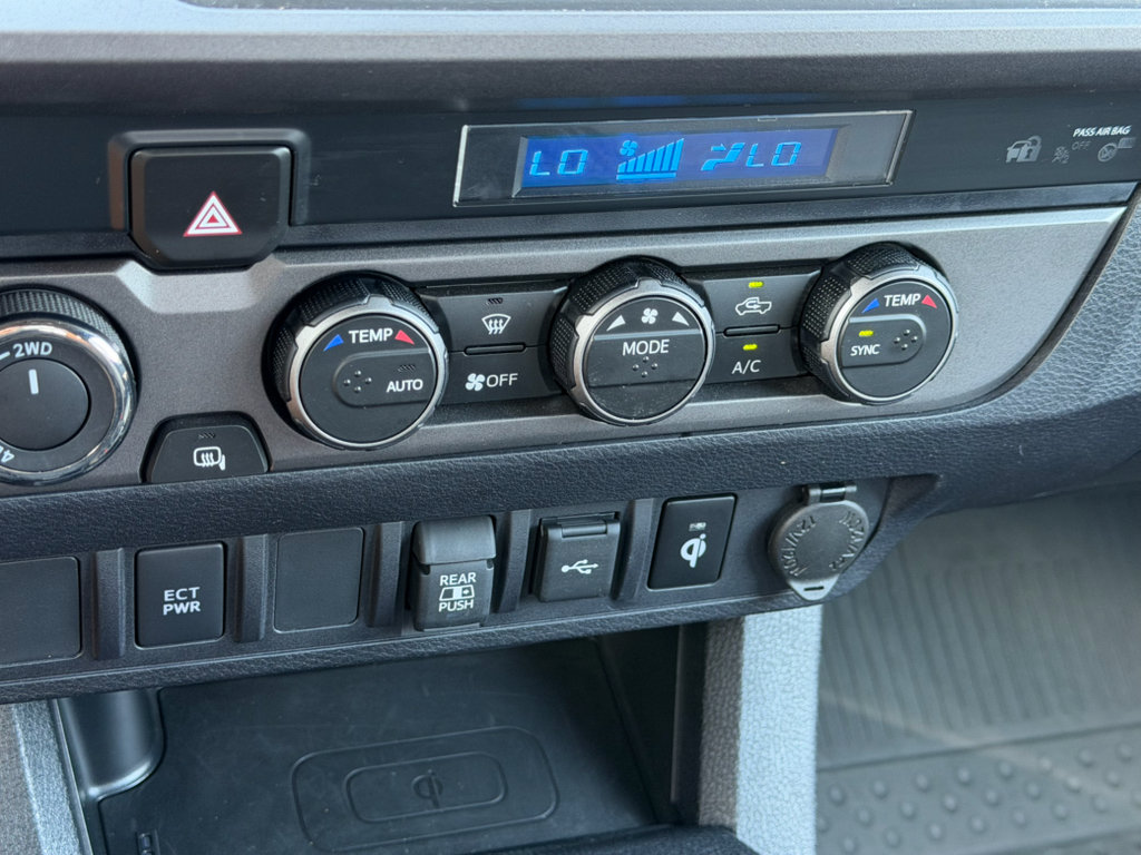 Used 2023 Toyota Tacoma TRD Sport AWD/4WD image 14