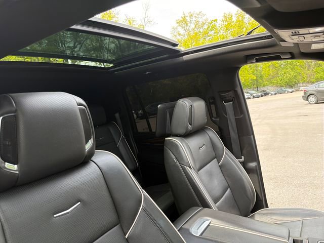 Used 2024 Cadillac Escalade ESV Premium Luxury w/ Performance Package AWD/4WD image 42