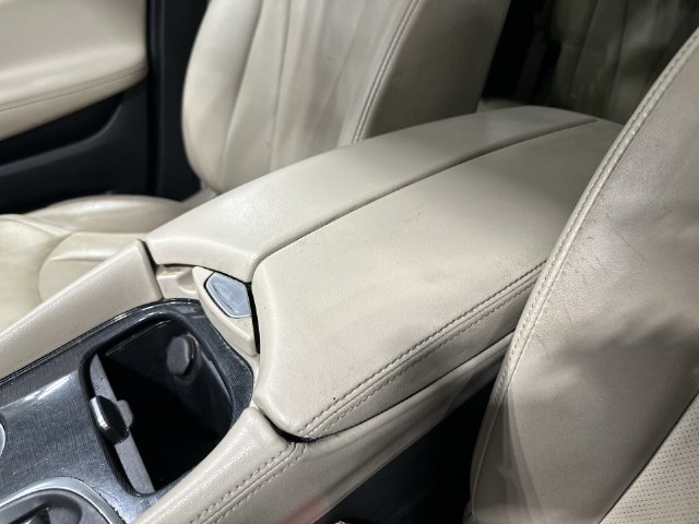 Used 2018 Buick Envision Essence FWD image 28