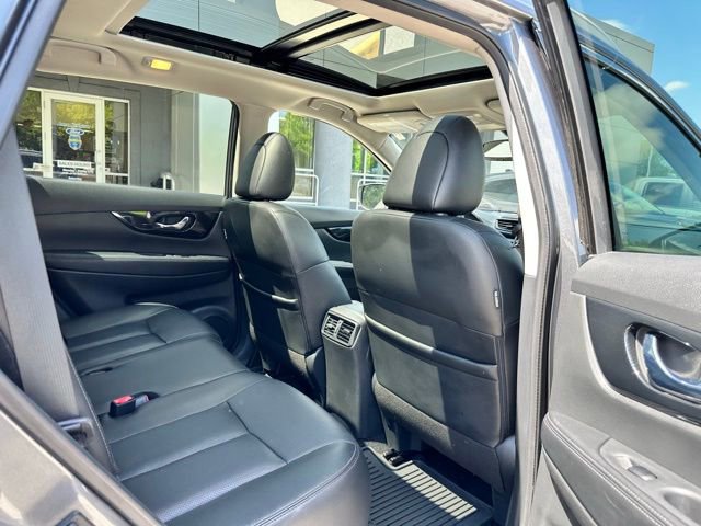 Used 2020 Nissan Rogue SL w/ Premium Package AWD/4WD image 43