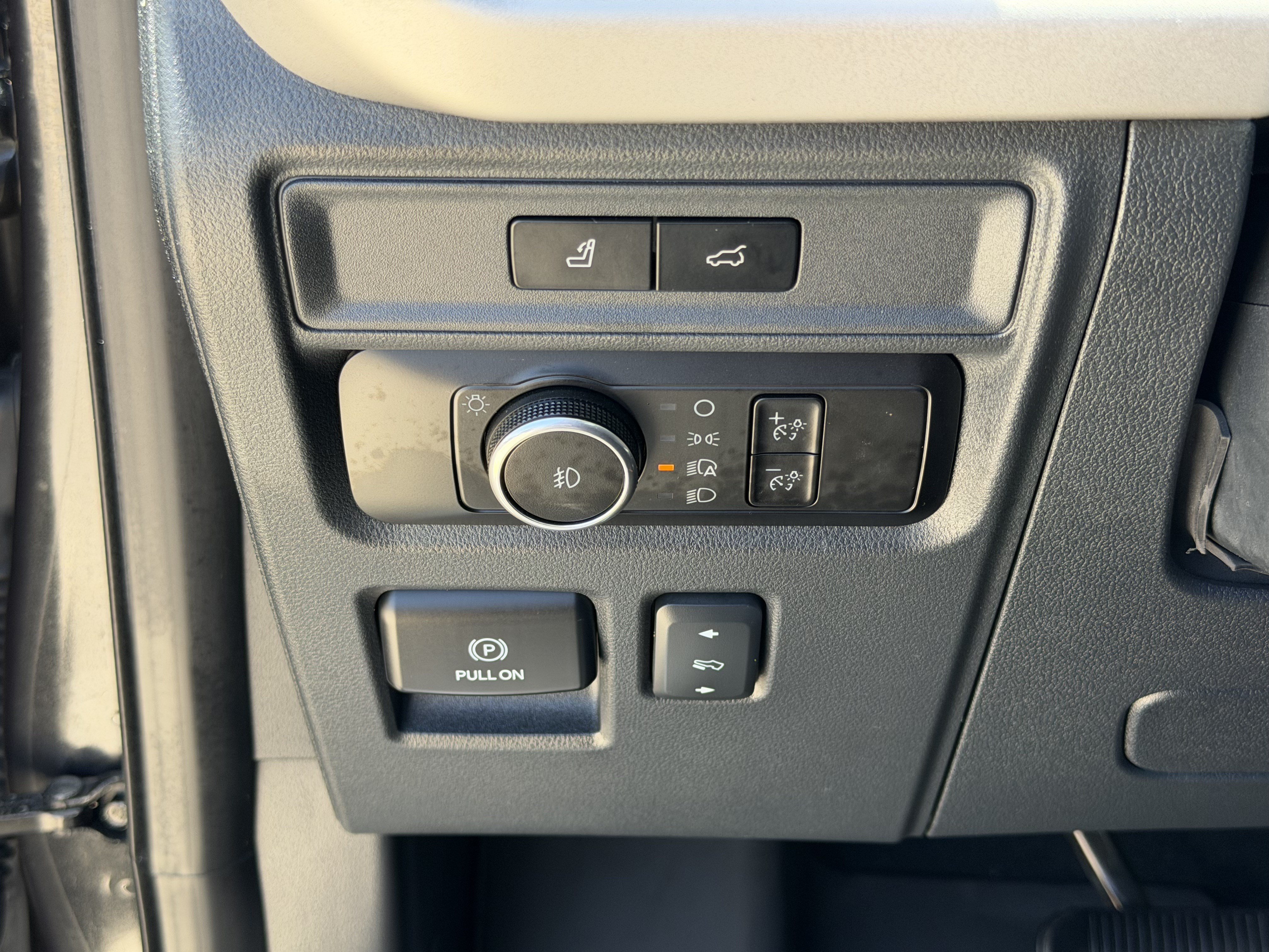 Certified 2023 Ford Expedition XLT RWD image 20