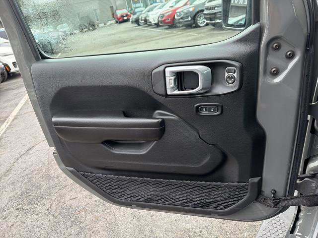 Used 2021 Jeep Wrangler Sport image 23