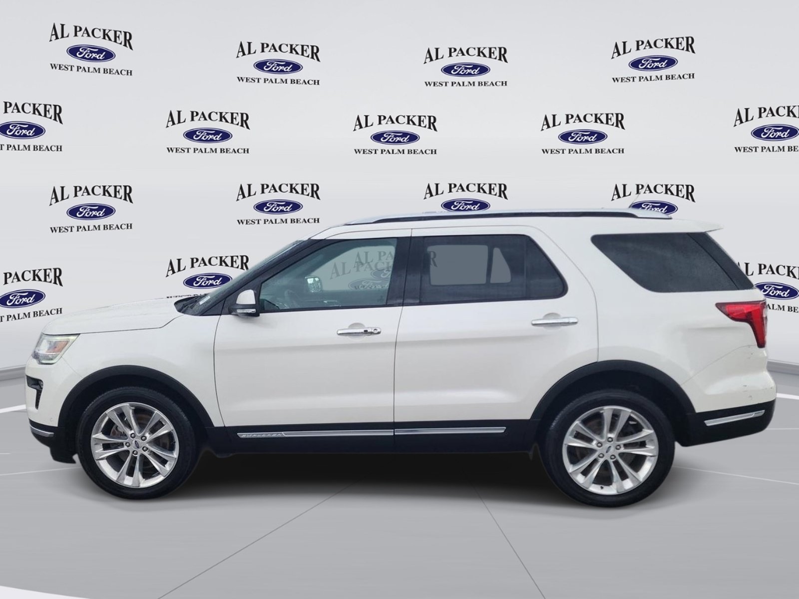 Certified 2018 Ford Explorer Limited w/ Equipment Group 301A AWD/4WD image 2