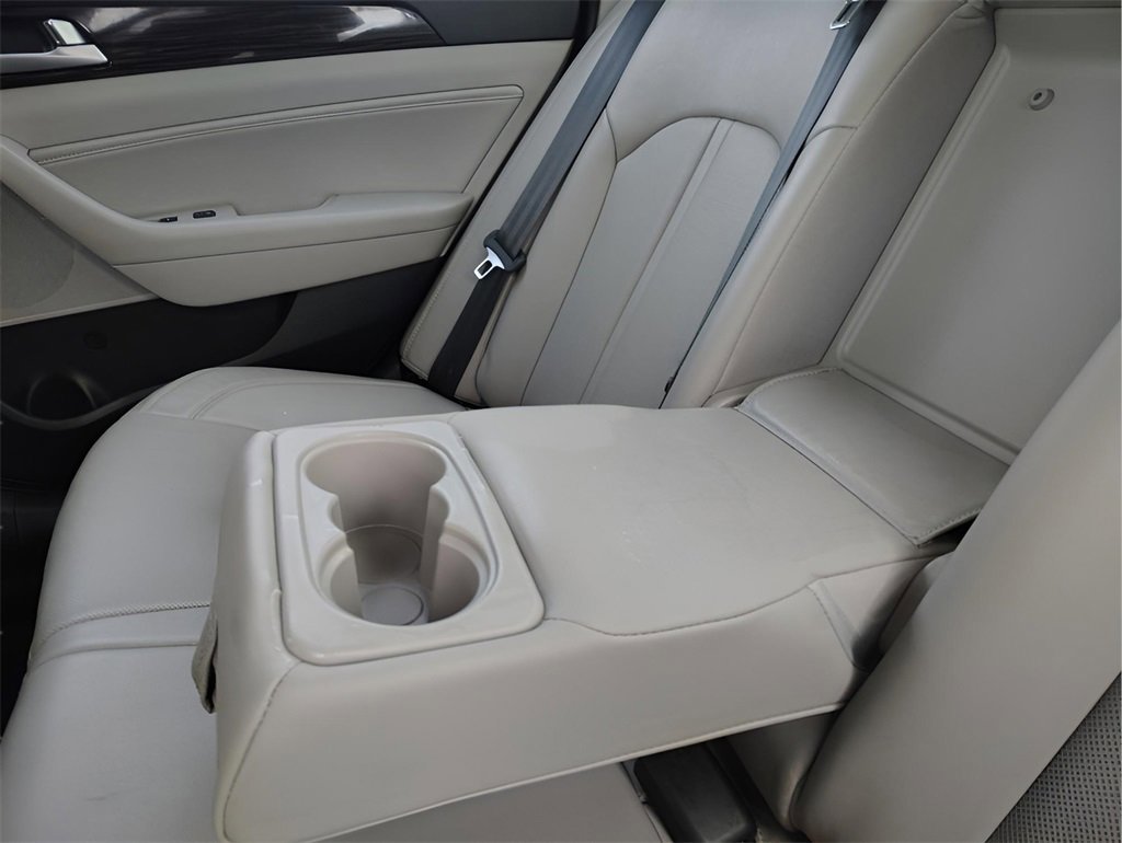 Used 2017 Hyundai Sonata Limited w/ Tech Package 03 image 24