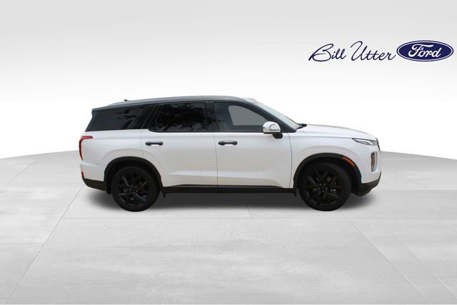 Used 2022 Hyundai Palisade SEL w/ Premium Package FWD image 4