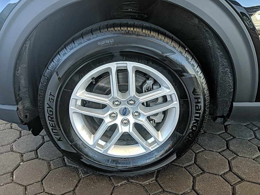 Certified 2025 Ford Explorer Active AWD/4WD image 12