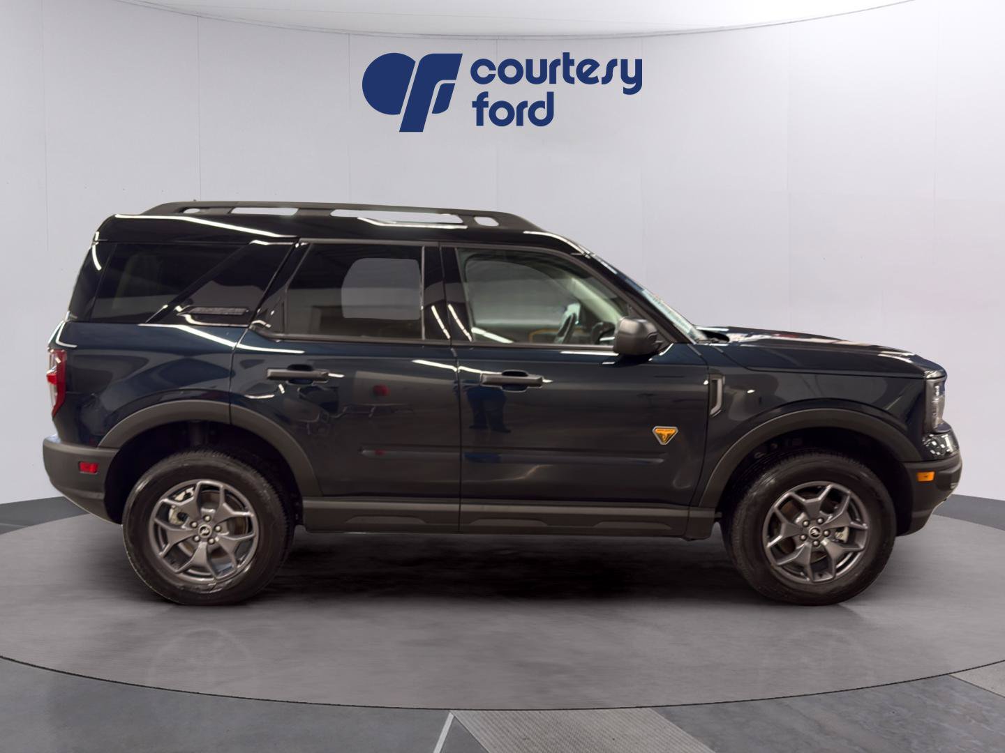 Certified 2022 Ford Bronco Sport Badlands AWD/4WD image 8